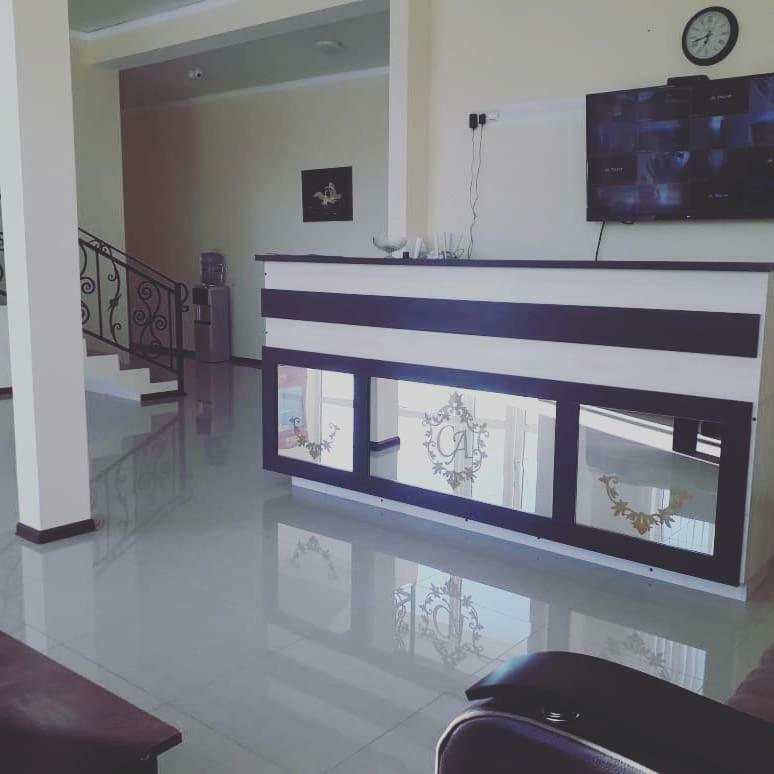 Sariya Hotel Kheivani Εξωτερικό φωτογραφία